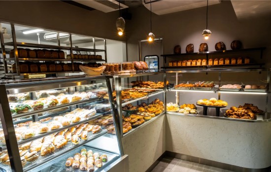 店内で使用する電力は太陽光発電で賄っています